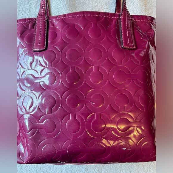 Coach Patent Leather Medium-Sized Tote Bag, Cranberry dark pink color - Picture 11 of 16